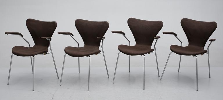 KARMSTOLAR, 4 st,  "Sjuan", Arne Jacobsen, modell formgiven 1955.