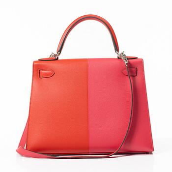 Hermès, Bag, "Kelly 28 Sellier" with wallet "Kelly Pocket Compact", 2021.