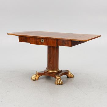 A center table, Karl Johan, first half of the 19th century.