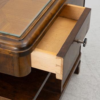 Rökbord, 1900-talets första hälft.