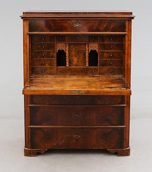 CHIFFONJÉ, 1800-talets andra hälft.