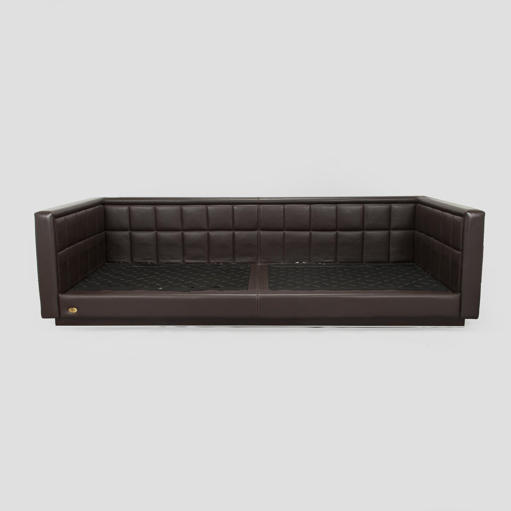 Soffa, Nieri, 2000-tal.