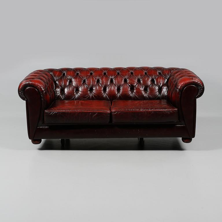 SOFFA, Chesterfield, 1900-talets andra hälft.