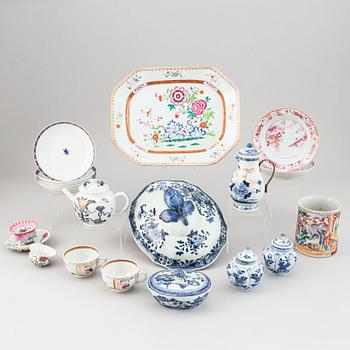 A group of famille rose porcelain, Qing dynasty, 18th Century. (pieces).