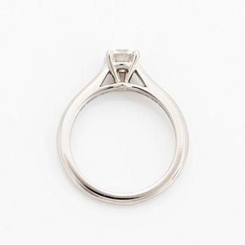 Cartier 0,46 ct brilliant-cut diamond ring.