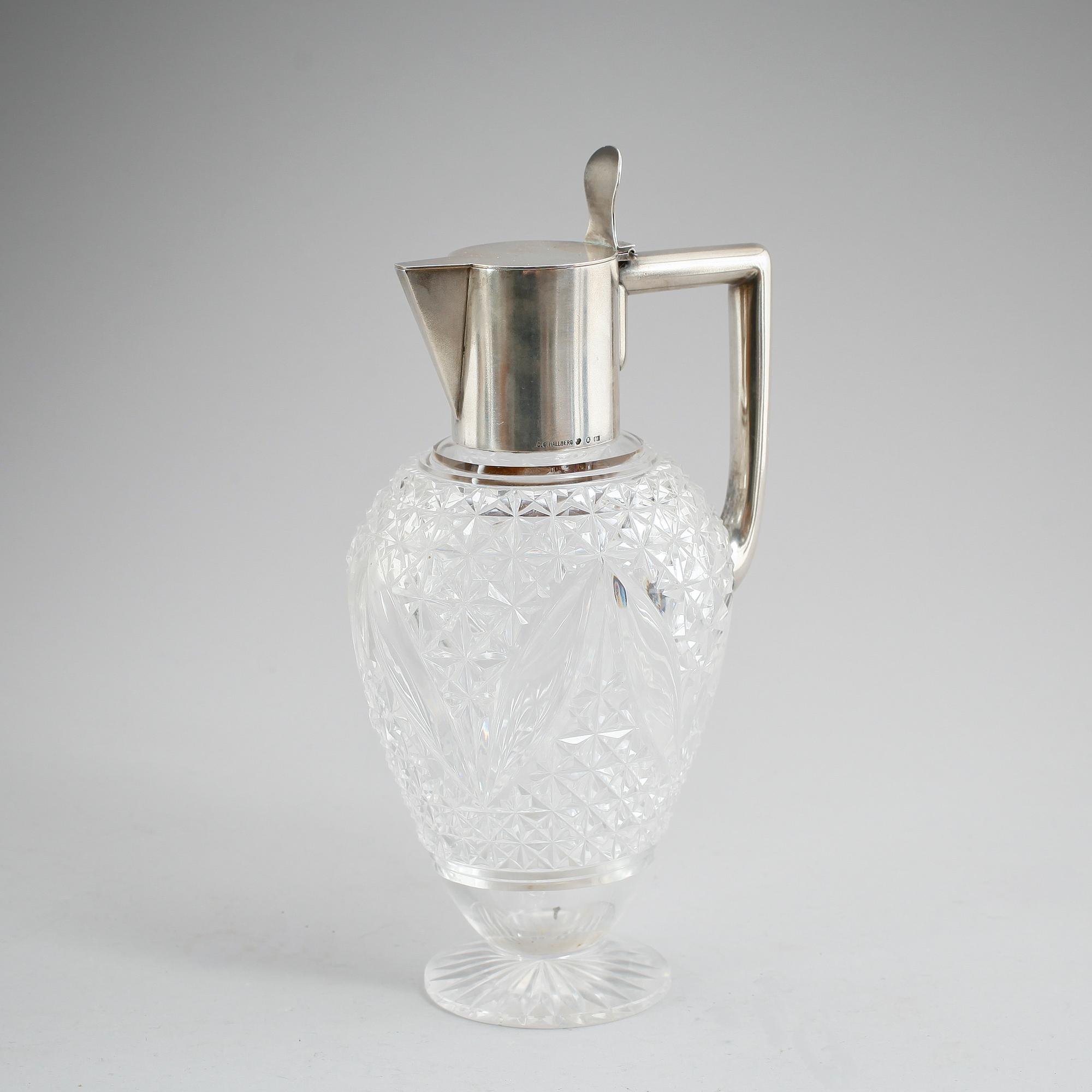 VINKANNA, glas med silverbeslag, CG Hallberg, Stockholm 1894.