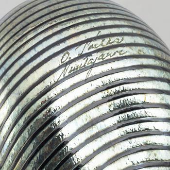 Oiva Toikka, a glass bird, Nuutajärvi, Finland.