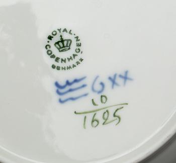 SERVISDELAR, 26 delar, "Blå blomst", Royal Copenhagen.