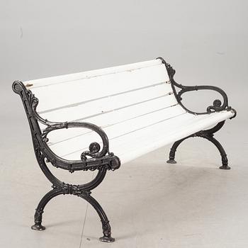 TRÄDGÅRDSSOFFA, gjutjärn. 1900-talets början.