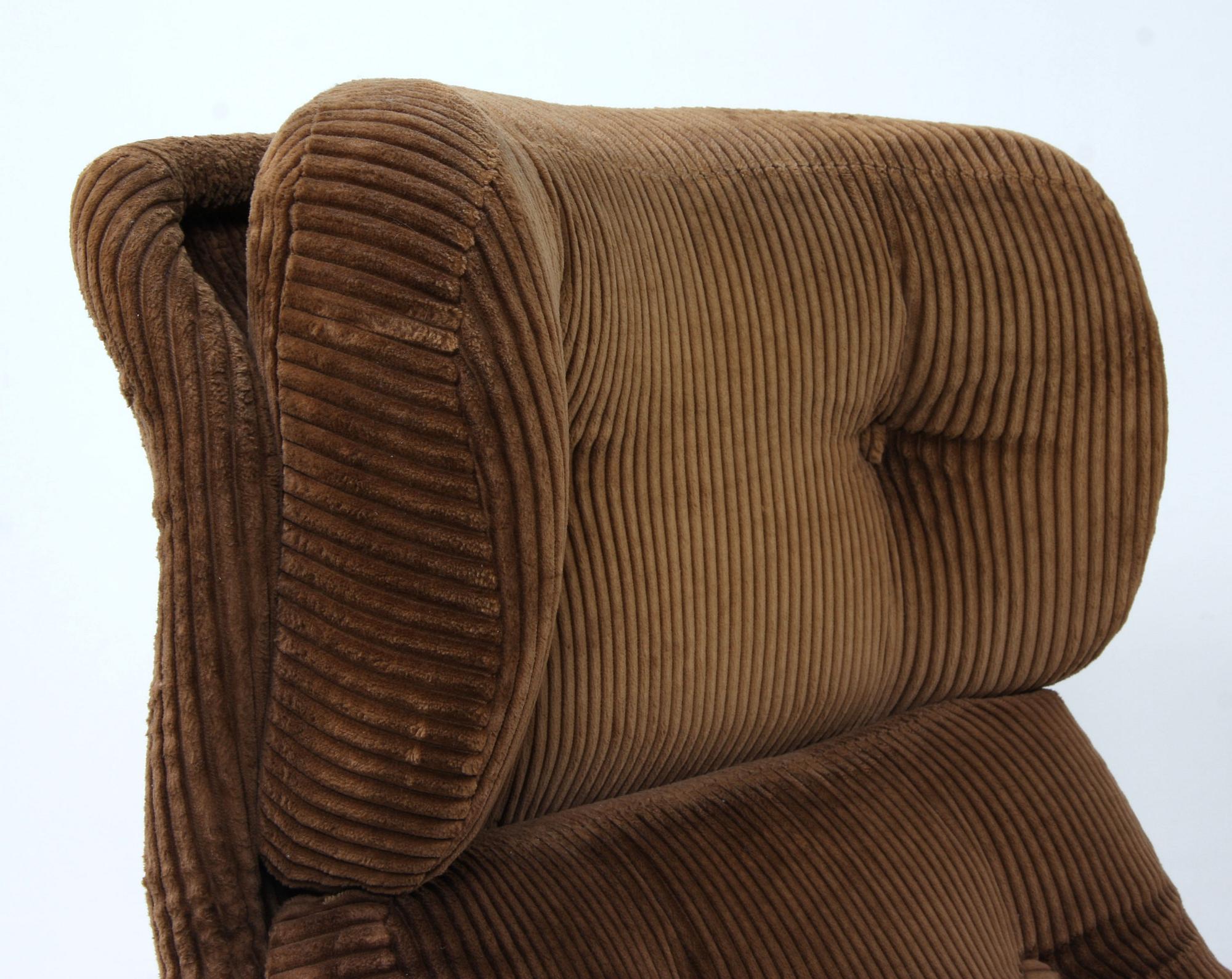 FÅTÖLJER, ett par, 1960/1970-tal.