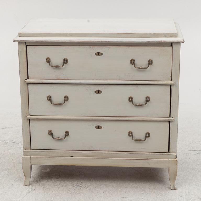 A chest of drawers, around 1900.
