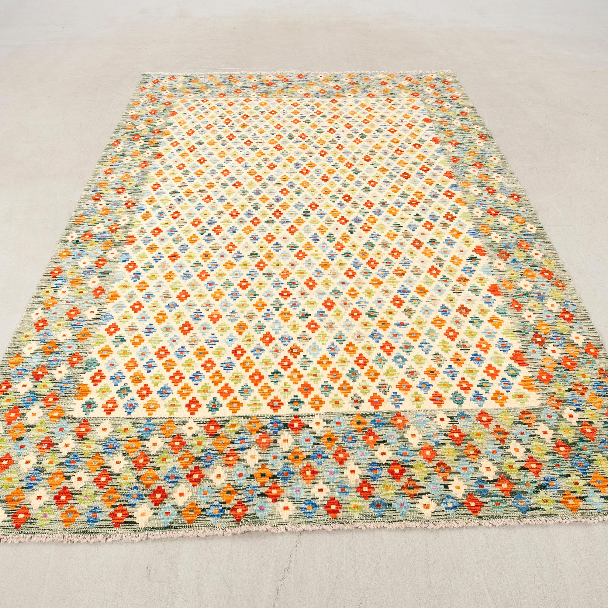 Rug Kelim approx. 302x205 cm.