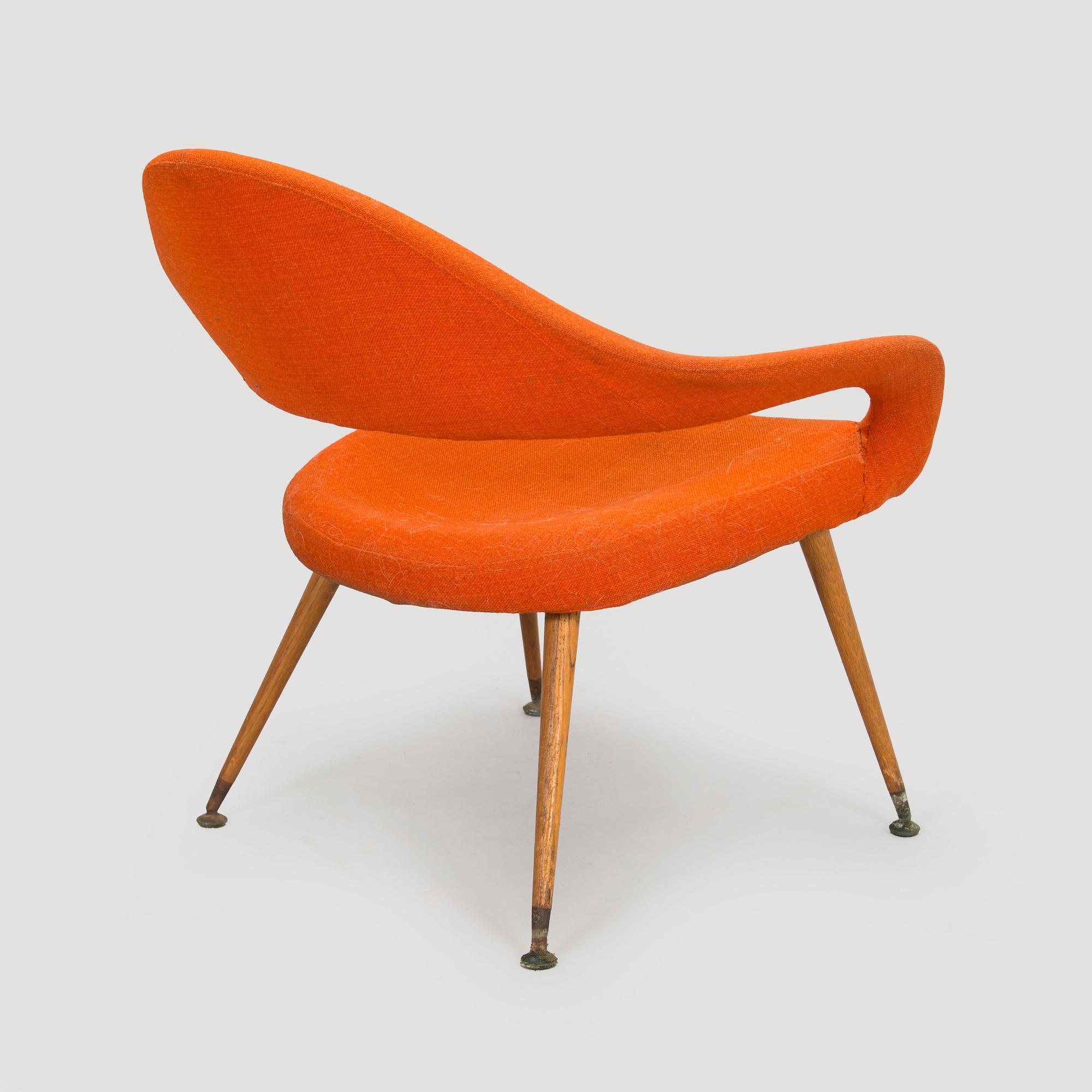 Gastone Rinaldi, nojatuoli, "DU 55 P", Italia. Malli muotoiltu vuonna 1954.