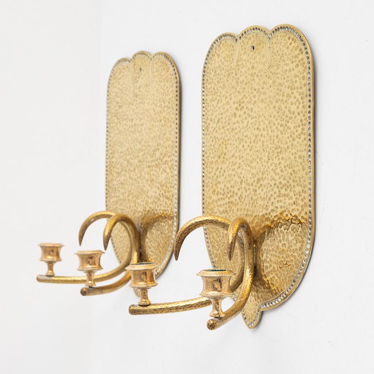 A pair of brass sconces, early 20th century.
