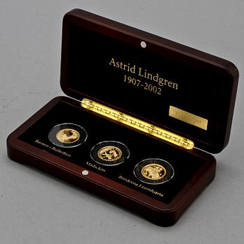 MYNT, 3 st, guld, Astrid Lindgren, 577/1000. 1900/2000-tal. Tot vikt 25,8 gr.