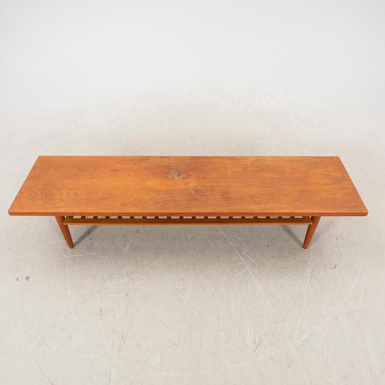 Nils Jonsson, coffee table "Domi" by Bra BohagTroeds furniture from the 1960s.