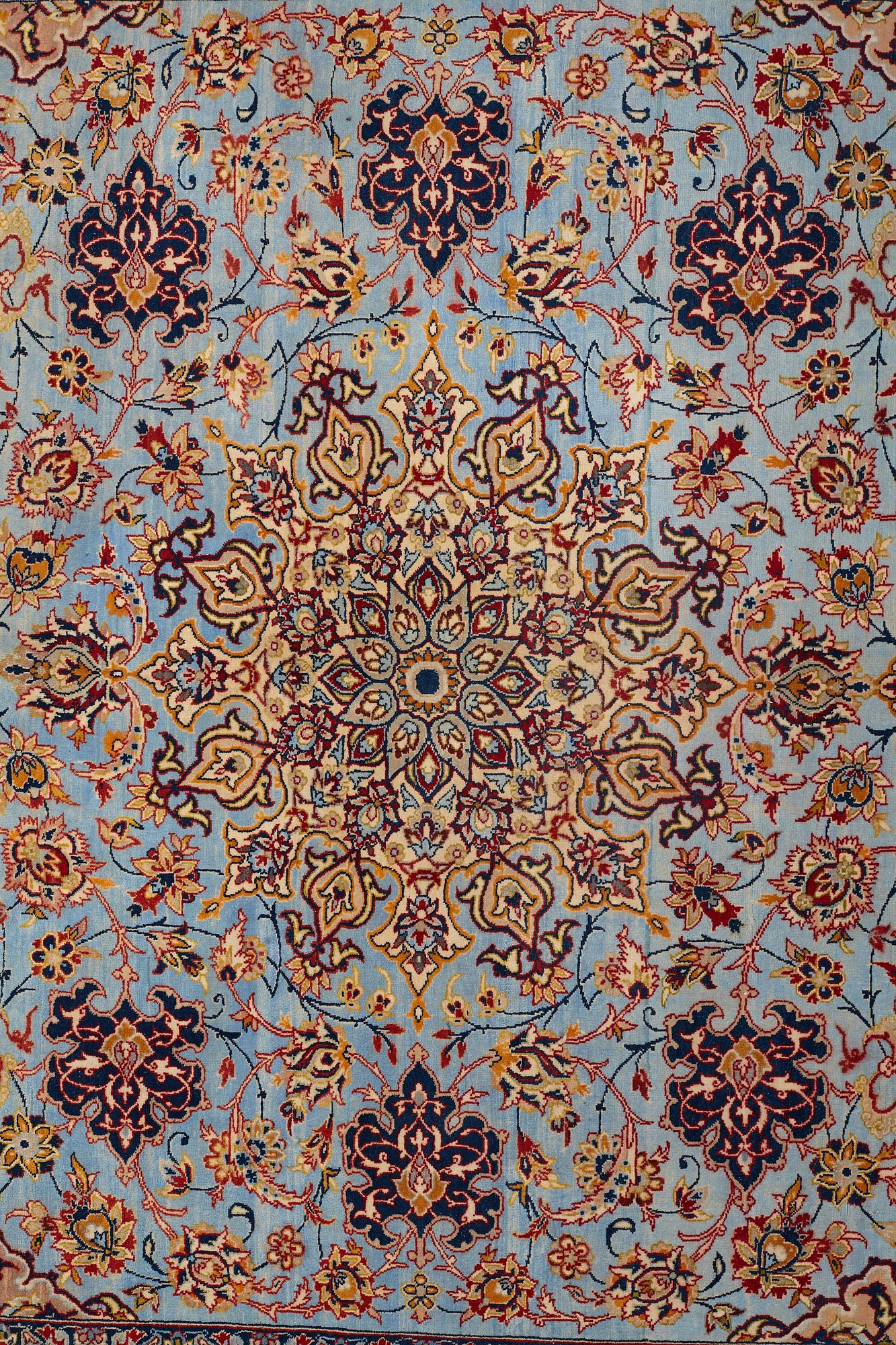 MATTA, Old Isfahan, ca 240 x 149,5 cm (samt kortsidorna med 2,5 respektive 5,5 cm slätväv).