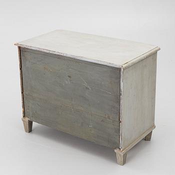 Chest of drawers, 19th century.