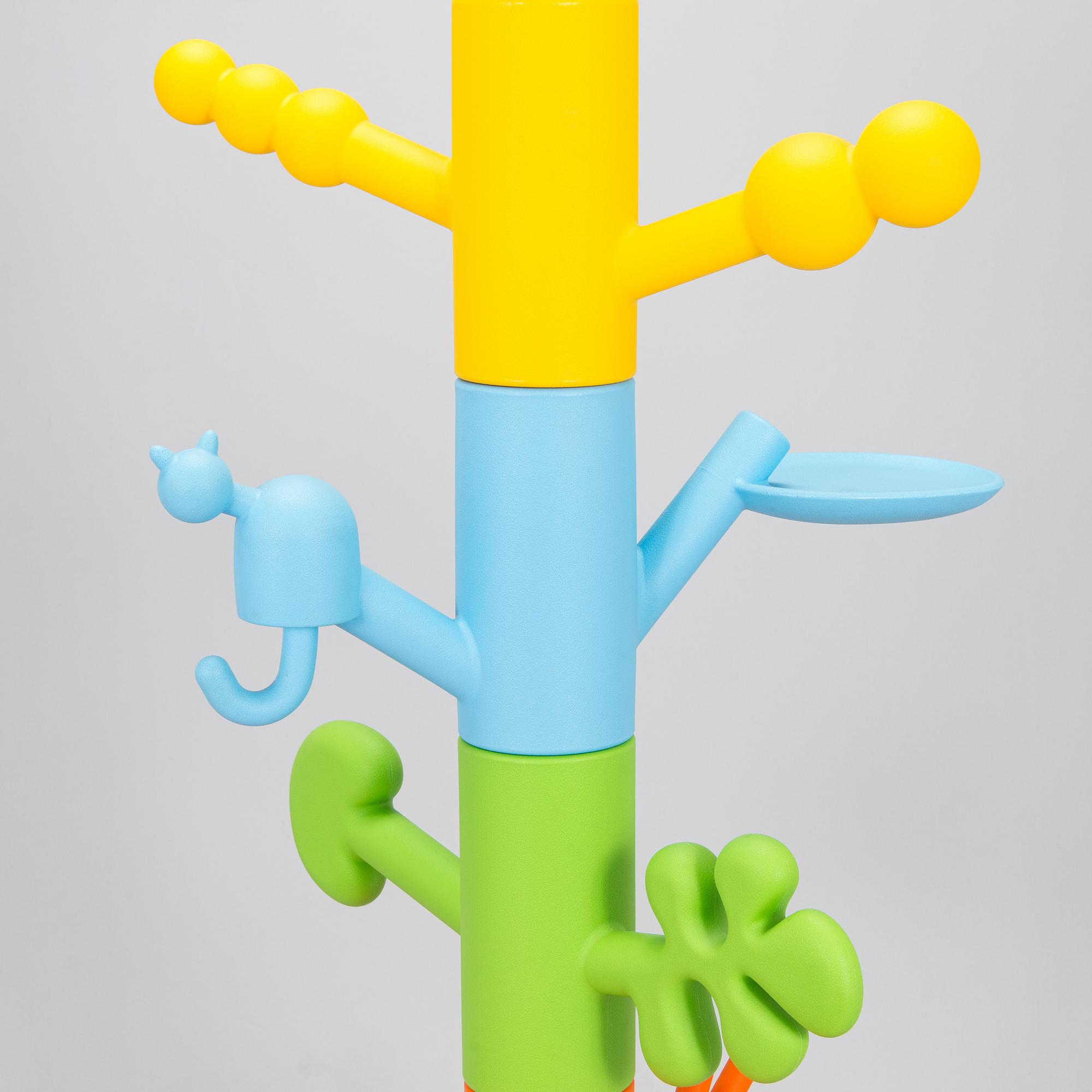Oiva Toikka, klädhängare, "Paradise Tree", Me Too Collection, för Magis, Italien, 2009.