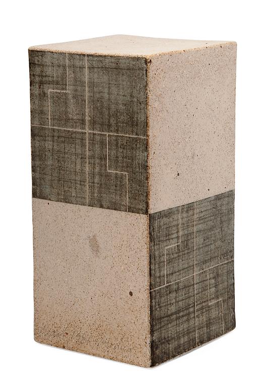 MINNI LUKANDER, PELARE/SKULPTUR, stengods, sign. 1984, Arabia.