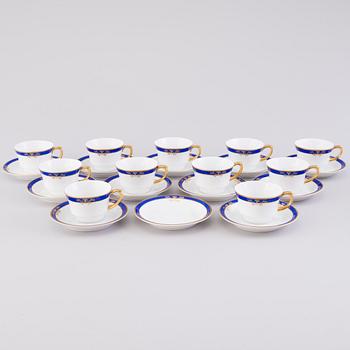 A 70-pcs set of dinnerware and for coffee, Arabia Finland 1932-1949.
