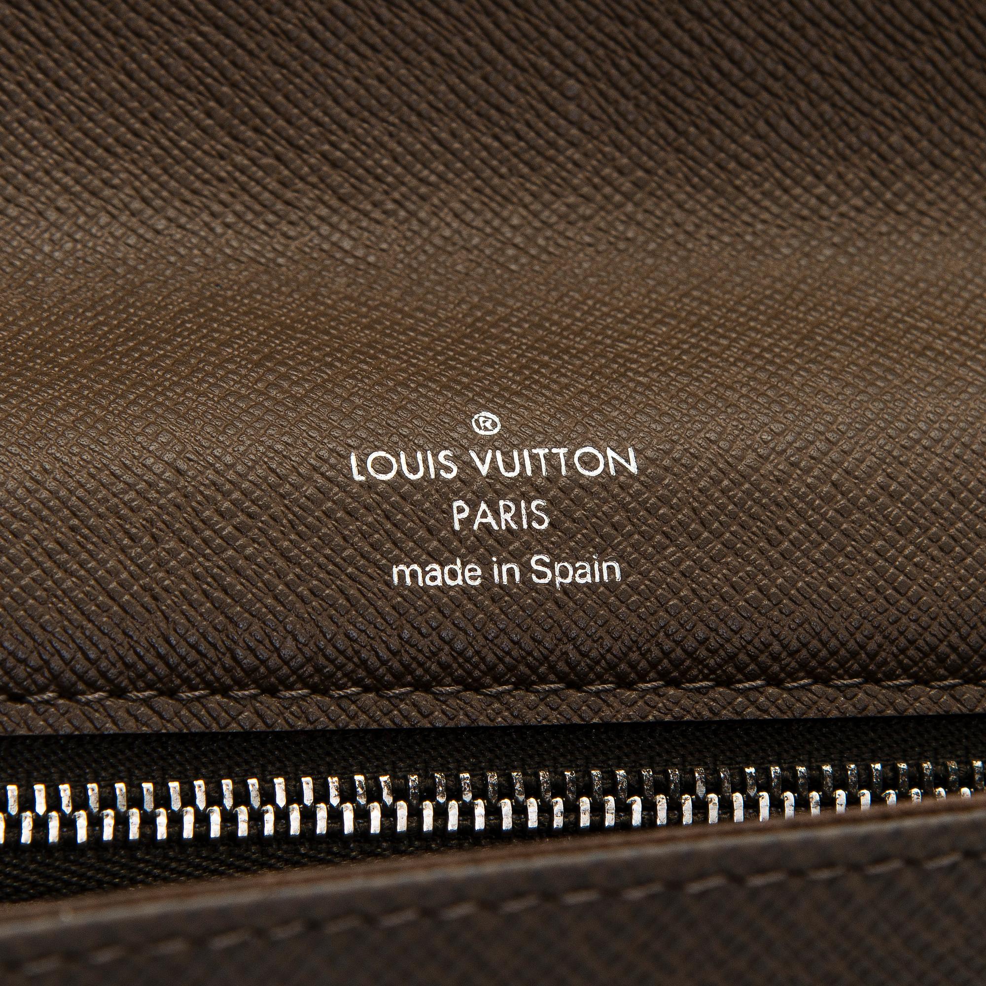 Louis Vuitton, väska/clutch, "Selenga".
