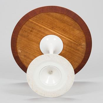 Eero Saarinen, pöytä, "Tulip", Artek. Lisenssillä valmistettu Billnäsin tehtailla, Fiskars, 1900-luvun puoliväli.