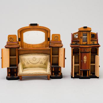 8 pieces of toy furniture, early 20th century.