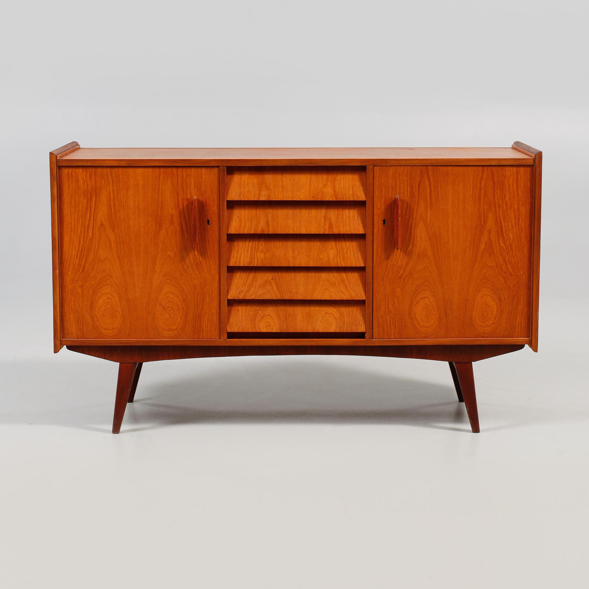 SIDEBOARD, 1900-talets andra hälft.
