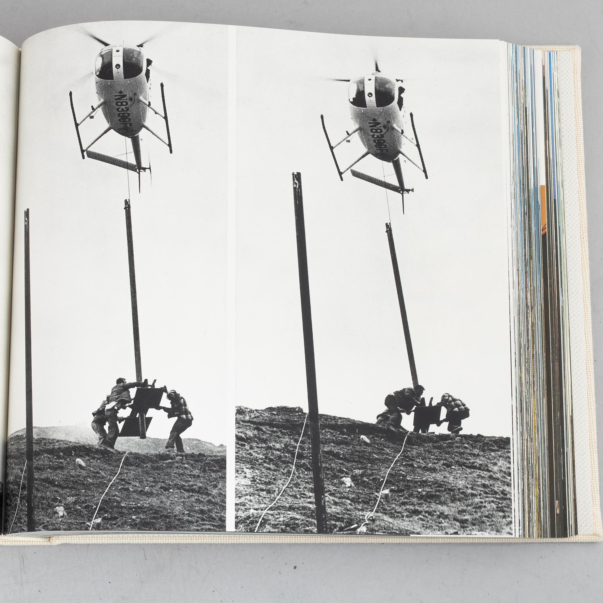 Bok, "Christo - Running Fence".