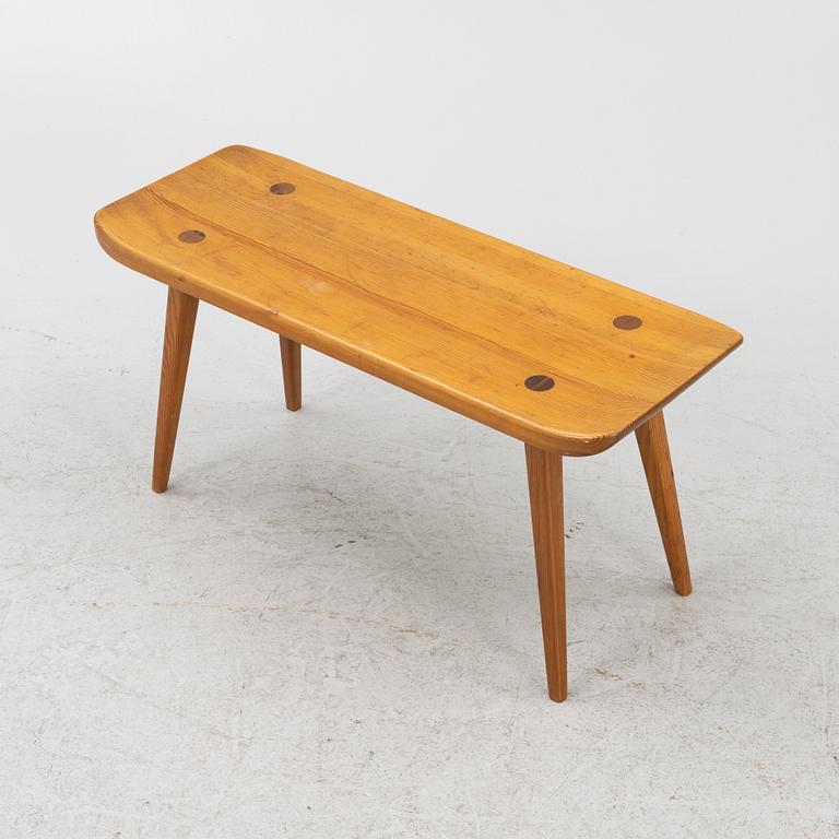 Carl Malmsten, bench, "Visingsö", Swedish Pine, second half of the 20th century.