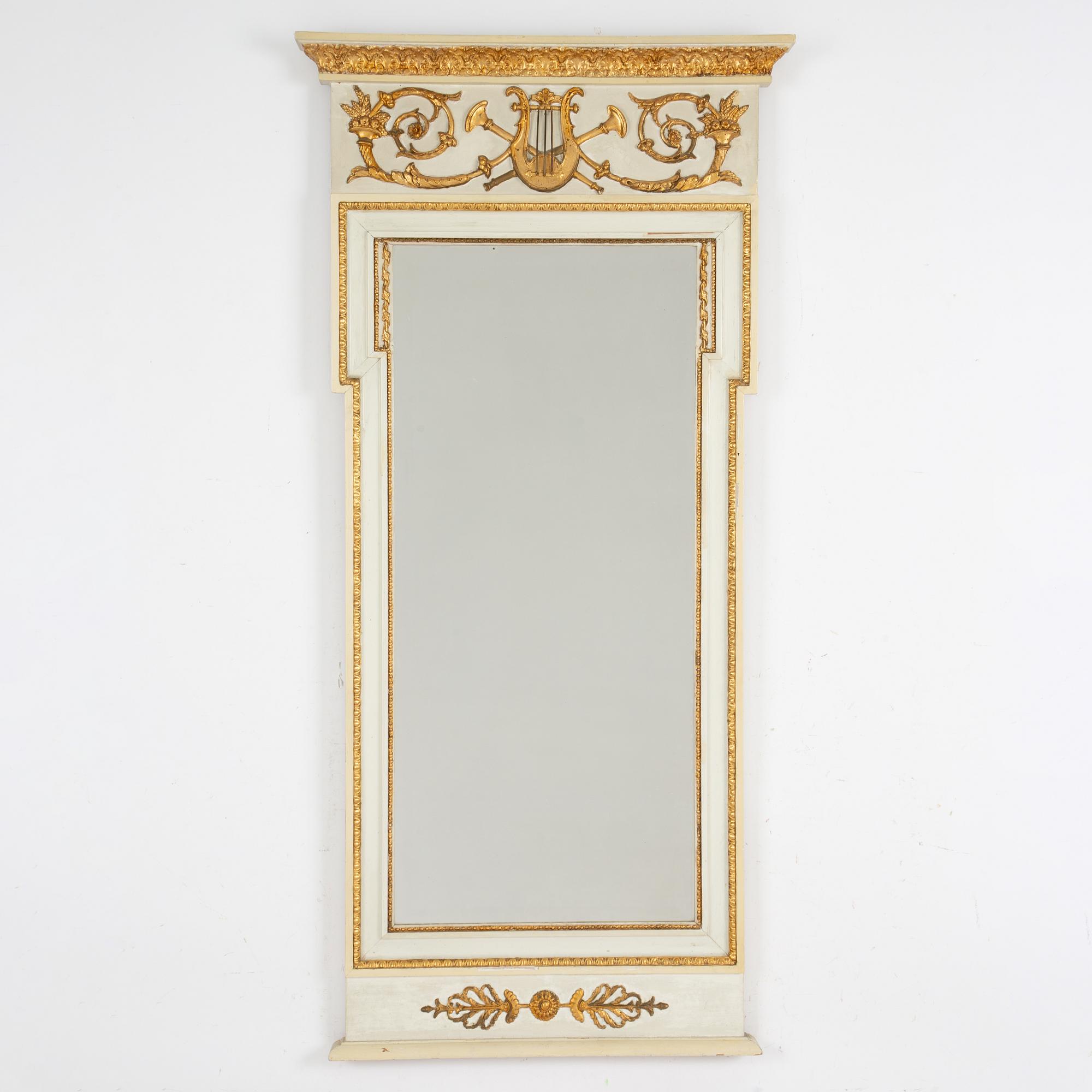 Spegel, sengustaviansk stil, tidigt 1900-tal.