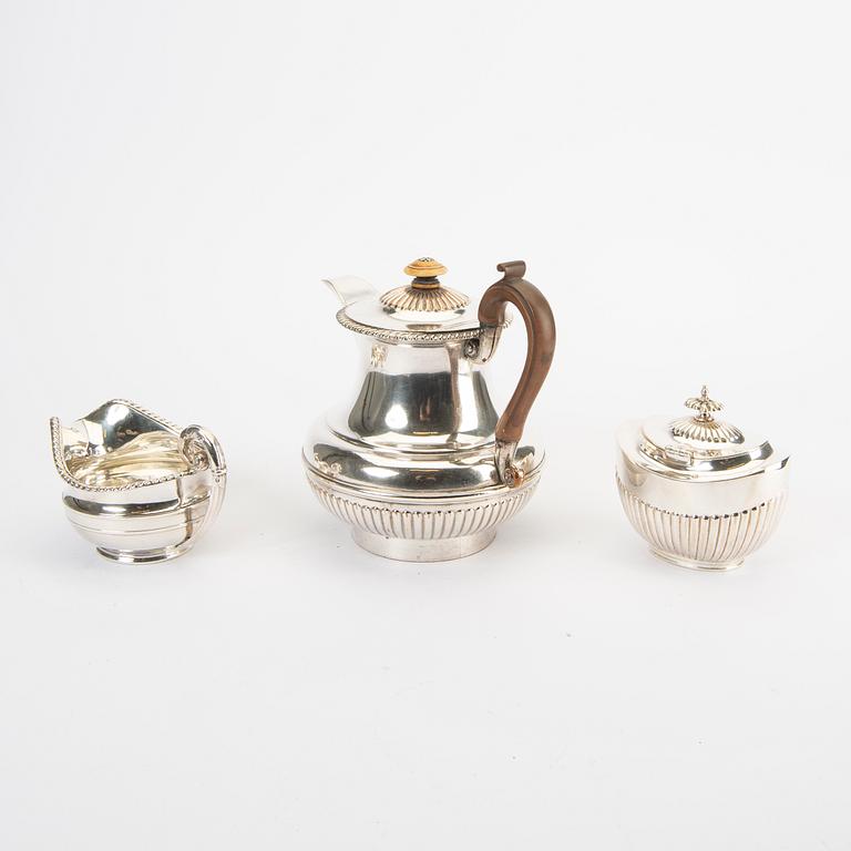 A three pcs epns coffee service England 20th century.