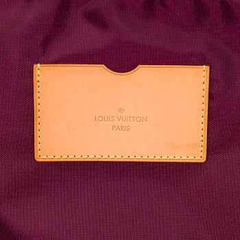Louis Vuitton, a Monogram Vernis 'Pégase 45', suitcase.