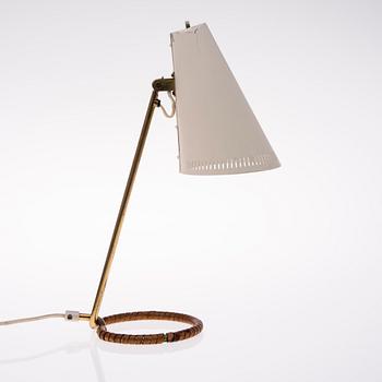 BORDSLAMPA, K11-15, Mauri Almari, Idman 1900-talets mitt.