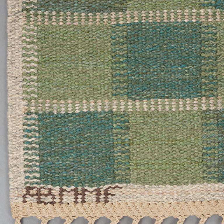 Barbro Nilsson, MATTO, Schackrutan grön", flat weave, ca 267 x 206,5 cm, signed AB MMF BN.