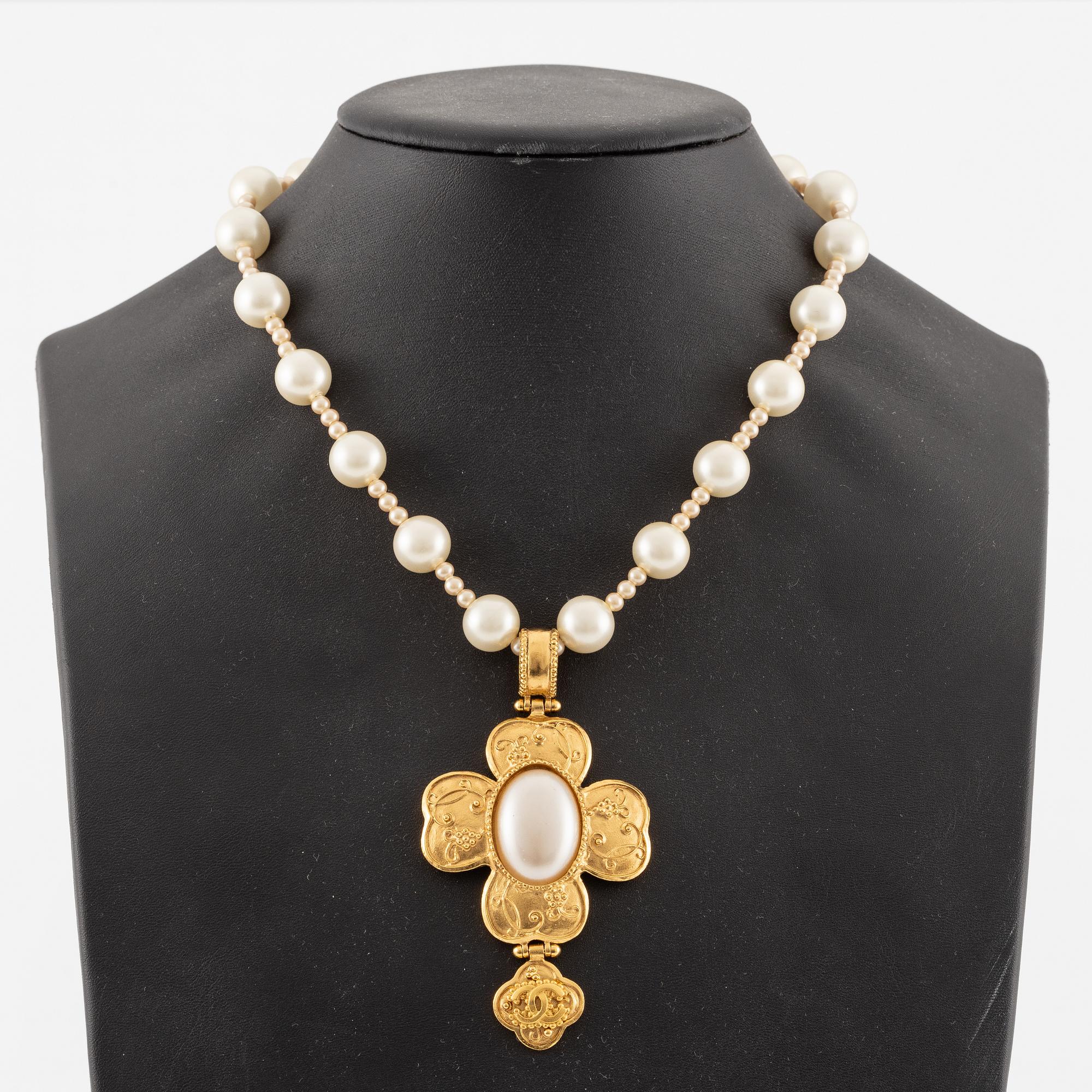 Chanel, necklace, 1996.