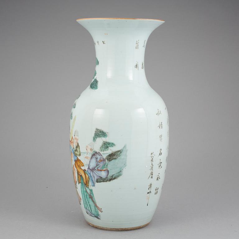 VAS, porslin, 1900-tal, Kina.
