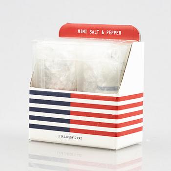 Lisa Larson, ljusstakar, 6 st, ljuslykta samt salt- och pepparströare, stengods och majolika, bl.a. Höganäs.