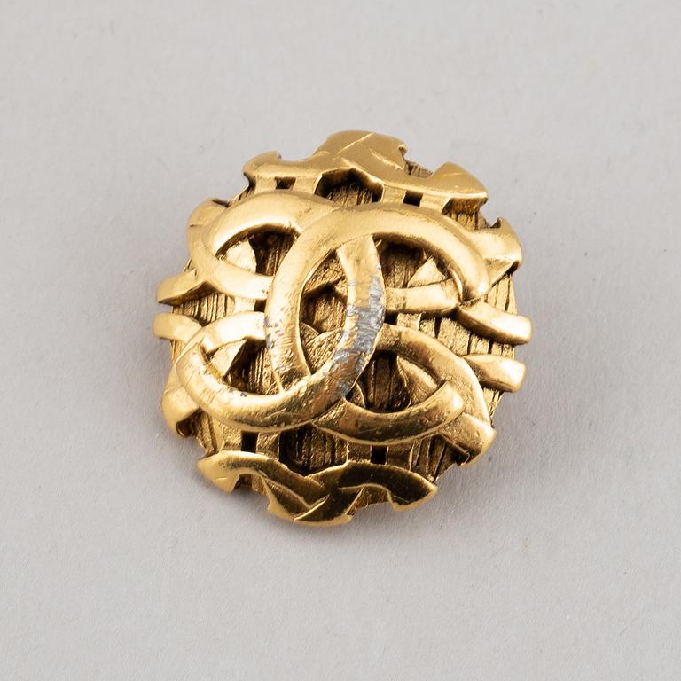 Chanel, a pair of earrings.