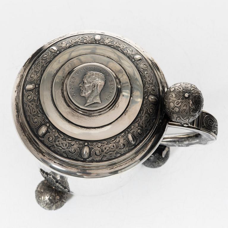 Karl Anderson, A Swedish silver tankard, mark of K Anderson, Stockholm 1916.