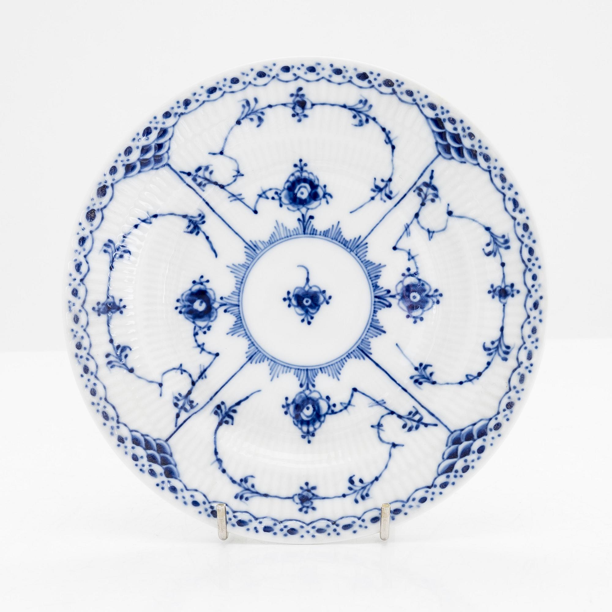 Royal Copenhagen, teservis, porslin, 11 delar "Musselmalet".