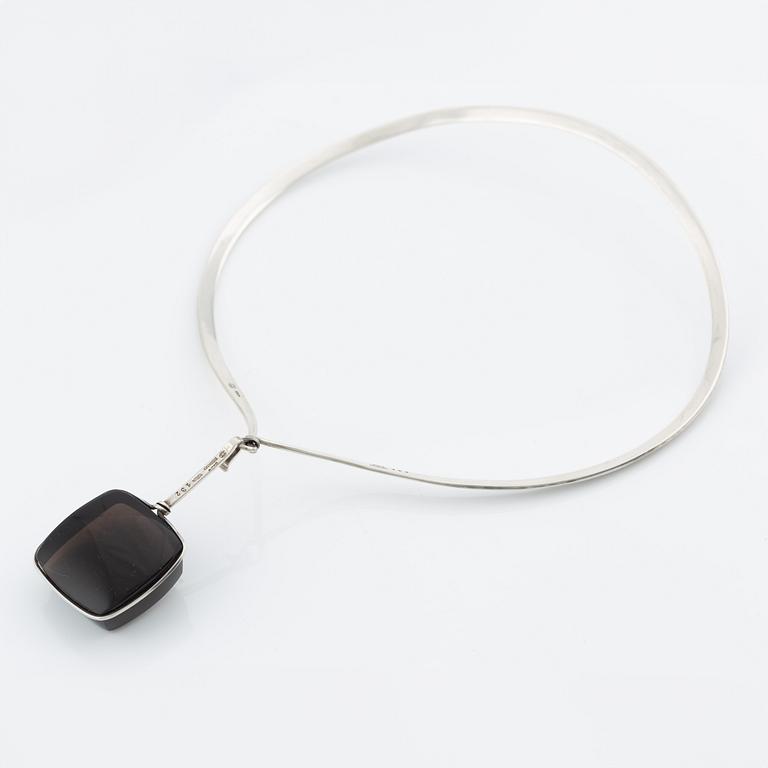 Vivianna Torun Bülow-Hübe, necklace with pendant, model no. 169 and 132, sterling silver with smoky quartz, for Georg Jensen.