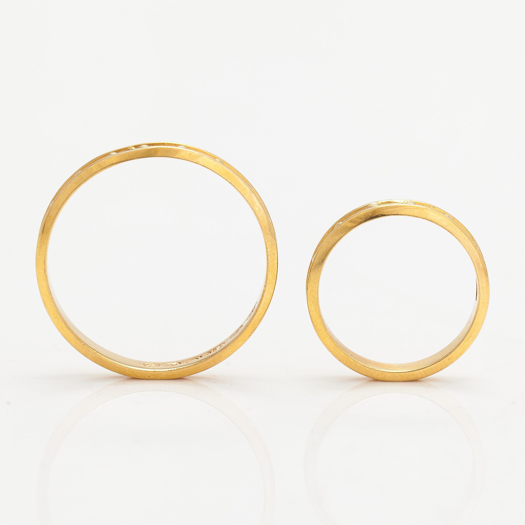 Two Kalevala Koru rings. Kalevala Koru, Helsinki 1967.
