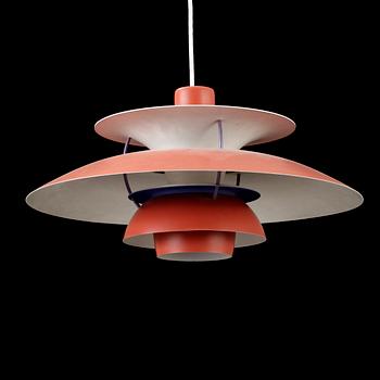 TAKLAMPA, "PH 5", Poul Henningsen för Louis Poulsen, Danmark. Höjd ca 30 cm.