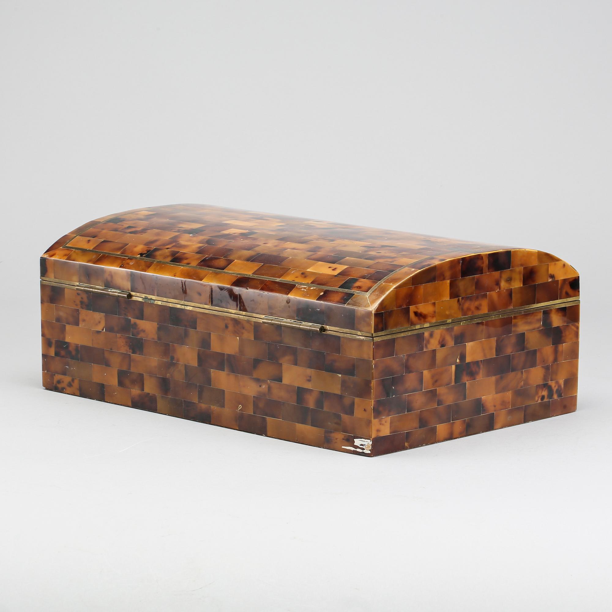 A case, first half of the 20th century,