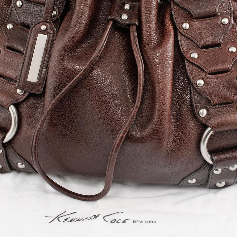 VÄSKA, Kenneth Cole, New York, 2000-tal.