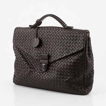 Bottega Veneta, a intrecciato briefcase.
