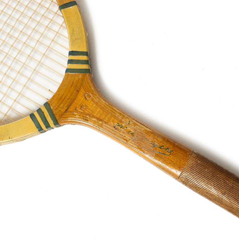 Tennis racket, provenance: King Gustaf V.