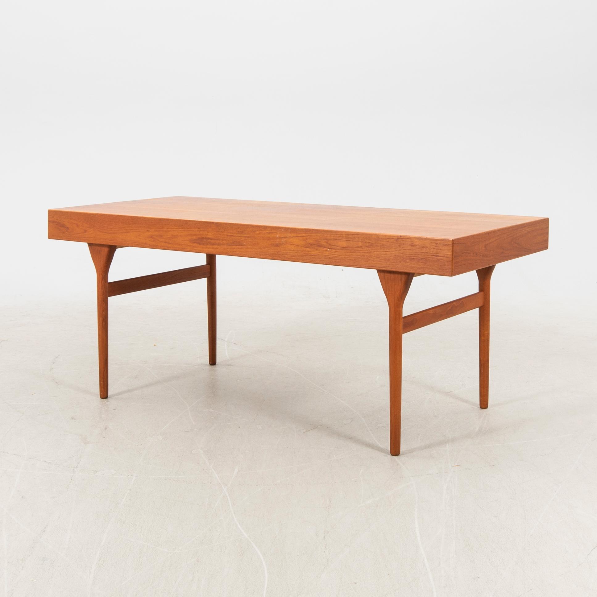 Nanna Ditzel, skrivbord, Søren Willadsen Møbelfabrik, Danmark, 1950-tal.